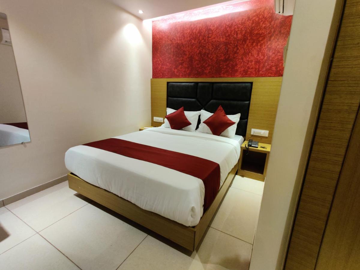 Hotel Hindustan Residency Thane Dış mekan fotoğraf